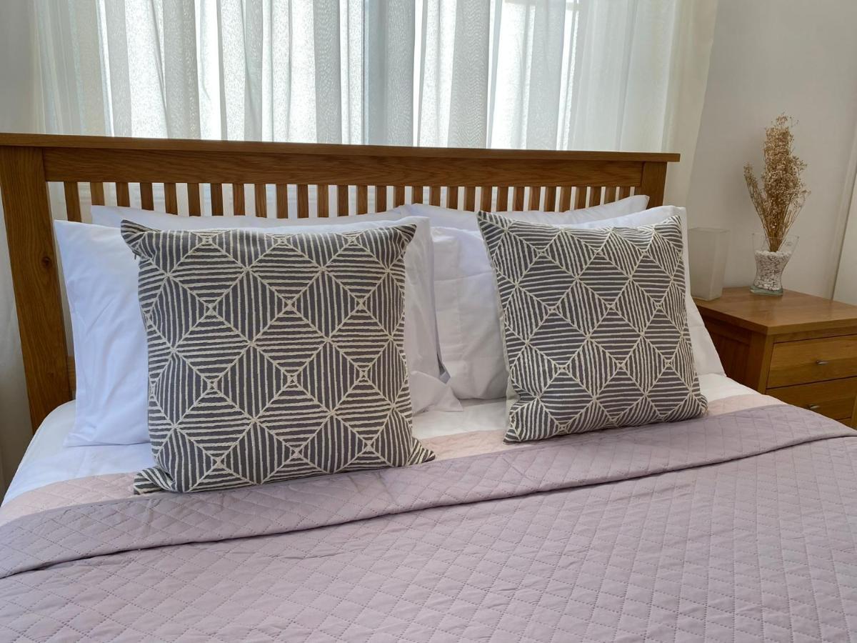 Beautiful 2 Bed Apartment In Peyia Valley, Paphos Екстер'єр фото