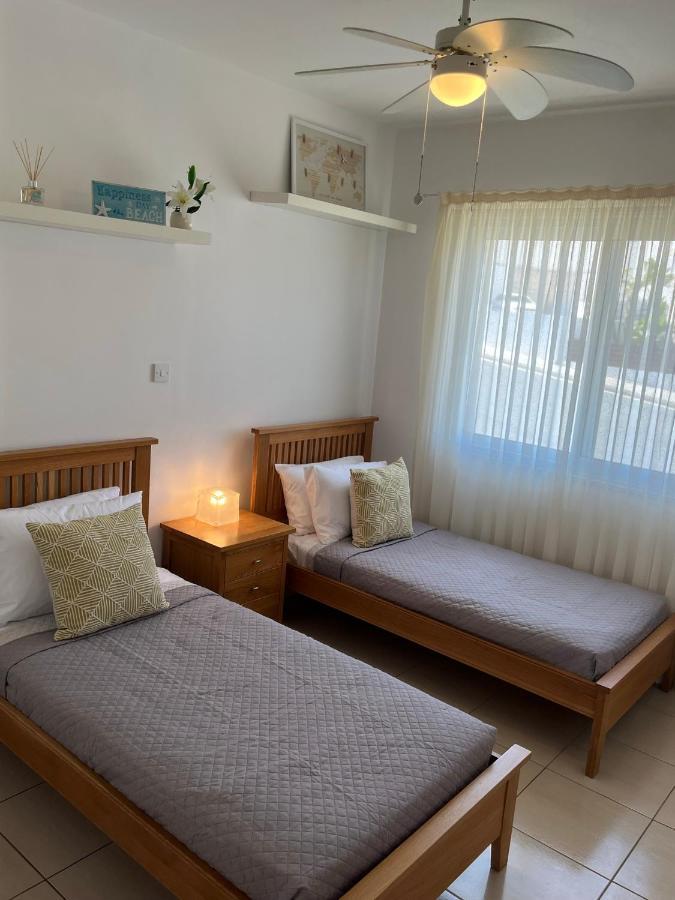 Beautiful 2 Bed Apartment In Peyia Valley, Paphos Екстер'єр фото