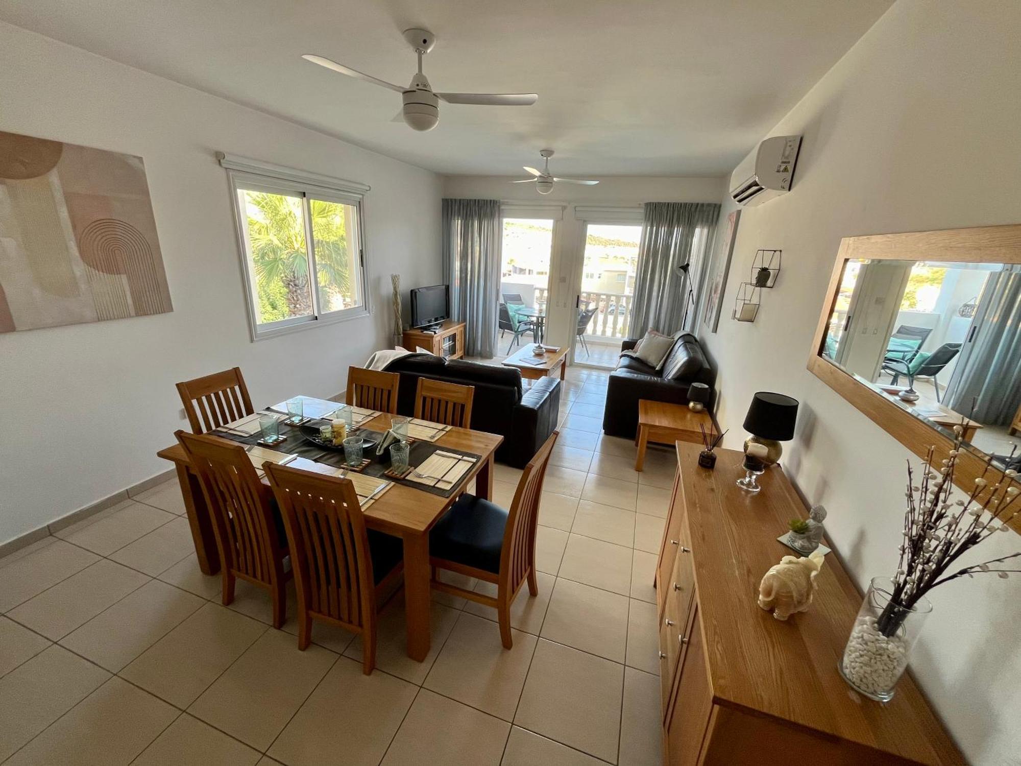 Beautiful 2 Bed Apartment In Peyia Valley, Paphos Екстер'єр фото